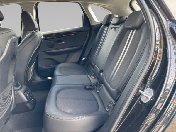 BMW 218D Active Tourer Sport BVA8 – Image 19