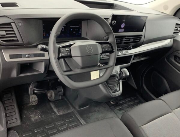 Nouveau Citroen Jumpy M BlueHDI 145 cv BVM6 – Image 9