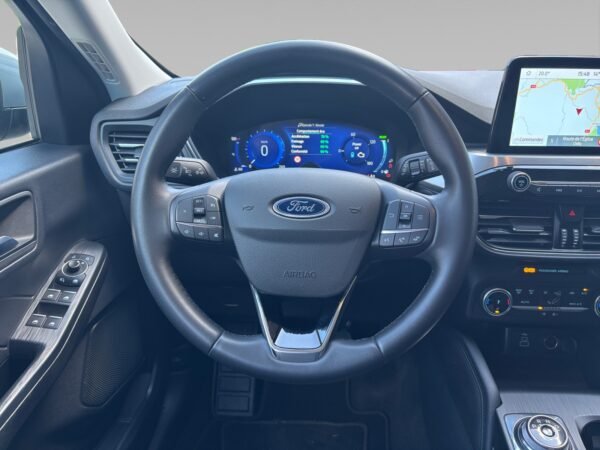 Ford Kuga 2.5 FHEV 190 cv Hybrid  Flexifuel E85 Titanium – Image 12