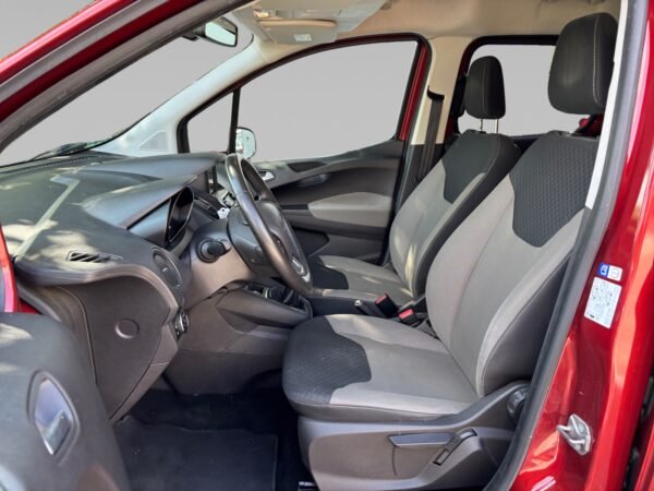 Ford Tournéo Courrier 1.0 Ecoboost 100 cv Titanium – Image 8