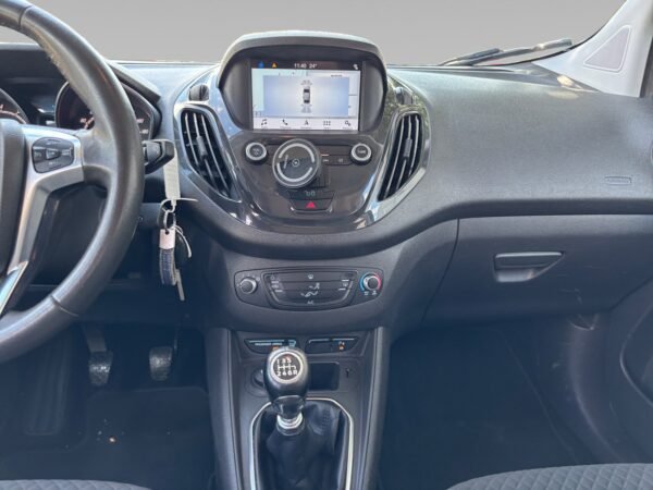 Ford Tournéo Courrier 1.0 Ecoboost 100 cv Titanium – Image 10
