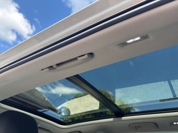 Skoda Octavia Combi 2.0 TDI 150 CV DSG Business – Image 19