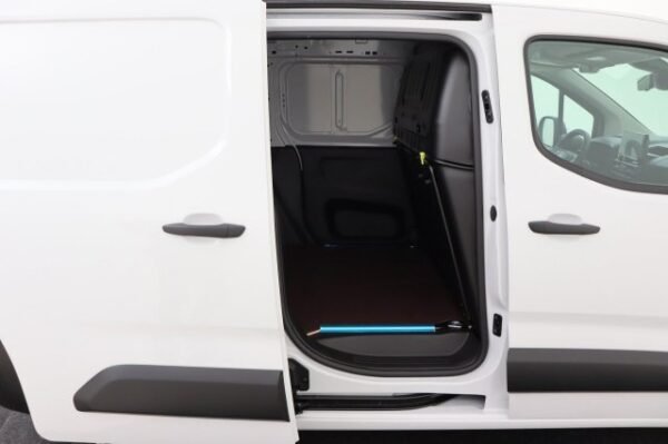 Citroën Berlingo Van BlueHDI 100cv 650 kg M – Image 6