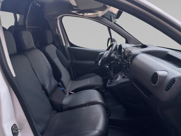 Citroën Berlingo Fourgon 1.6 BlueHDI 100 cv Club – Image 13