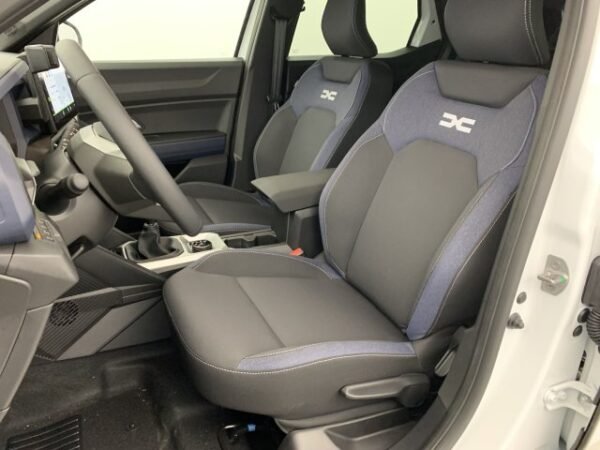 Dacia Duster 4x4 TCE 130 cv Journey 2025 – Image 8