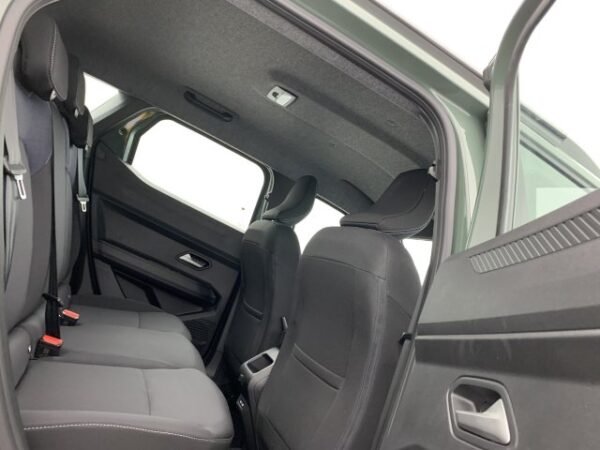 Dacia Duster Hybrid 140 cv Expression – Image 12