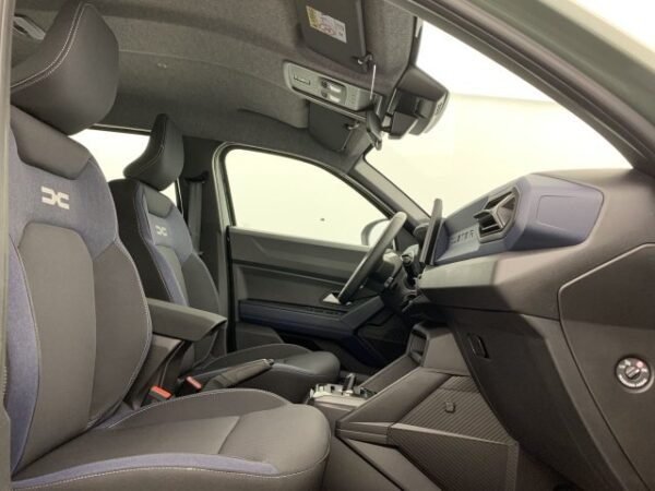 Dacia Duster Hybrid 140 cv Expression – Image 9