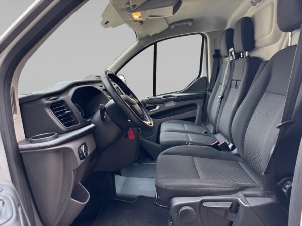Ford Transit Custom L1H1 2.0 Ecoblue 130 cv Trend Business – Image 9