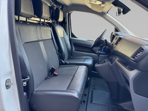 Opel Vivaro Fourgon L2 2.0 BlueHDI 120 cv Pack Clim – Image 15