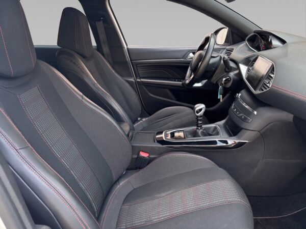 Peugeot 308 SW 1.2 130 cv GT-Line – Image 15