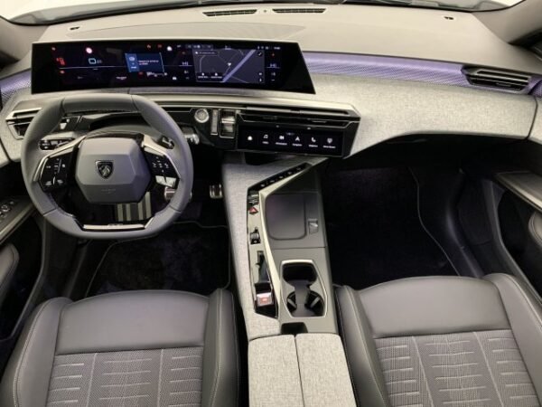 Peugeot 5008 New hybrid 145 E-DCS6 GT – Image 7