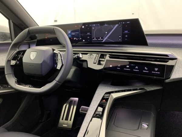 Peugeot 5008 New hybrid 145 E-DCS6 GT – Image 10