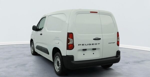 Peugeot Partner New 2025 - BlueHDI 100 cv – Image 6