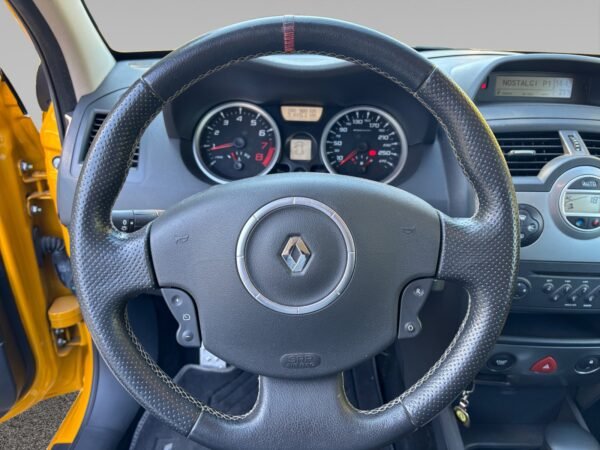 Renault Sport Megane RS II 2.0 Turbo 230 cv R26 n°240 – Image 13