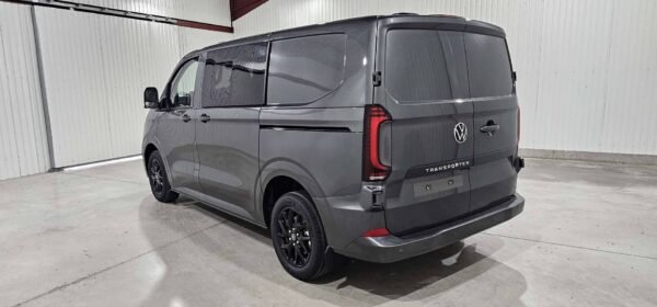 volkswagen Transporter Procab L1H1 2.0 TDI 170 cv Business – Image 9