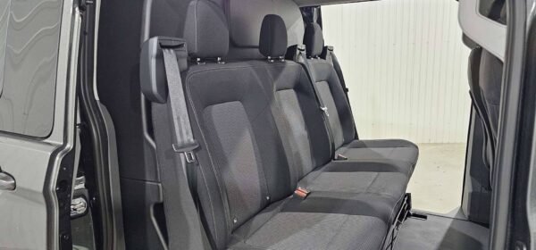 volkswagen Transporter Procab L1H1 2.0 TDI 170 cv Business – Image 11