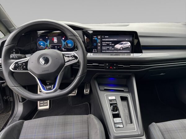 Volkswagen Golf VIII GTE 1.4 Hybrid Rechargeable 145 cv DSG6 – Image 10